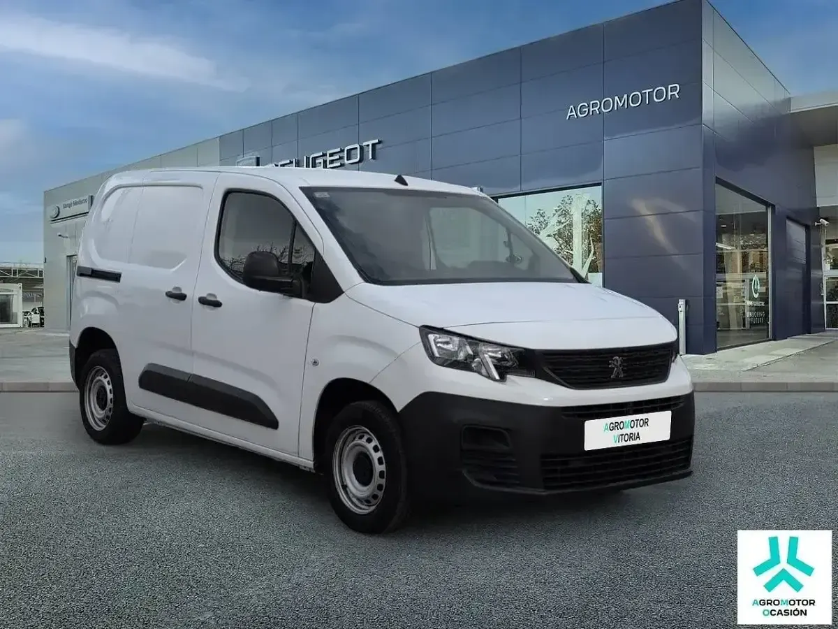 Usado Peugeot Partner 98 CV (72 kW) 2020 Blanco Monovolumen