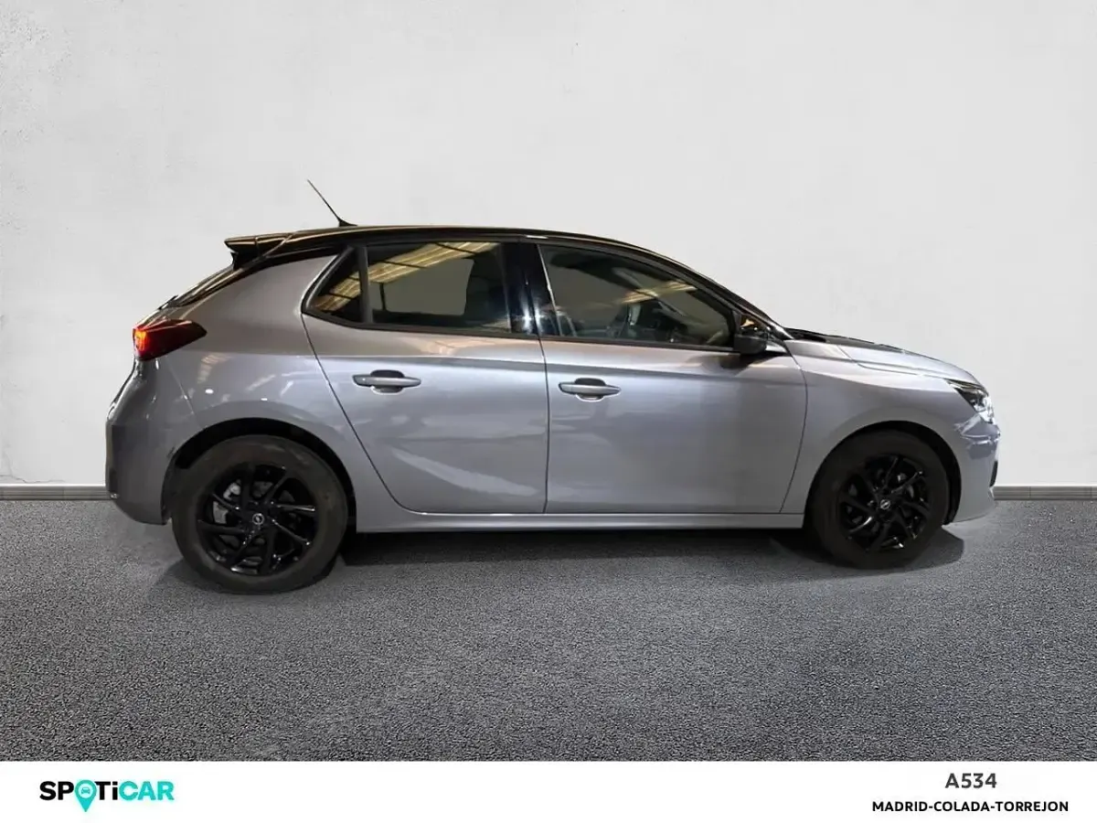 Usado Opel Corsa 100 CV (73 kW) 2023 Gris Utilitario