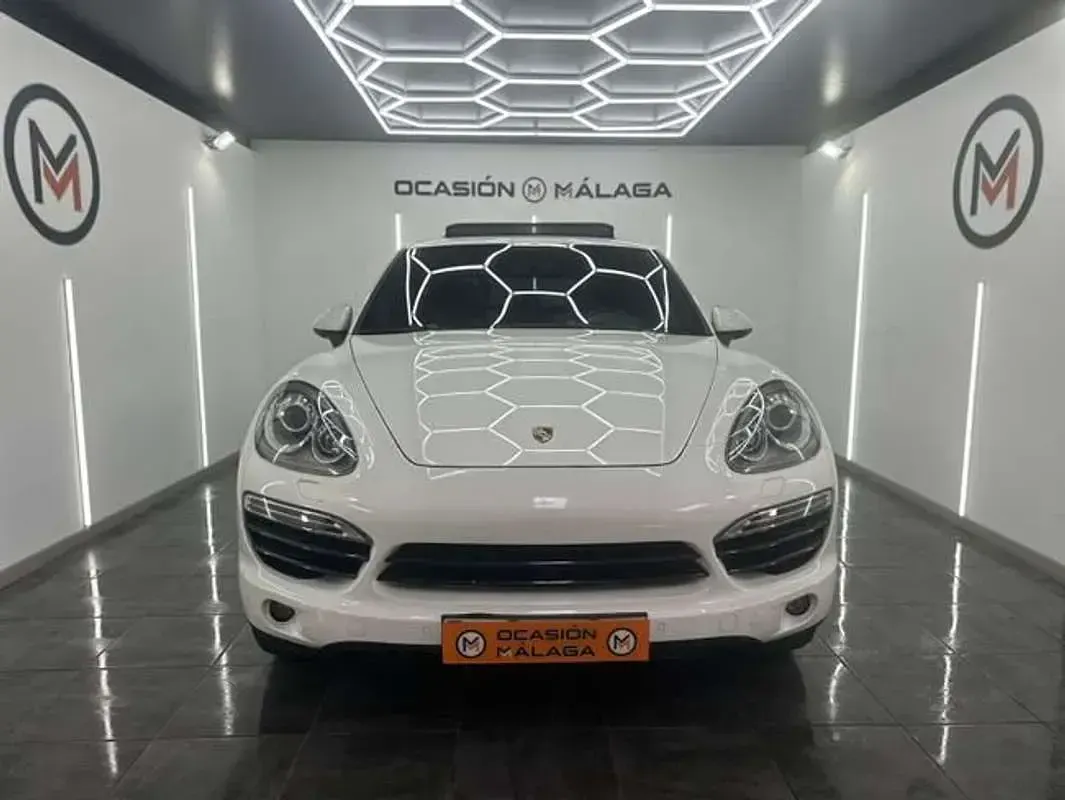 Usado Porsche Cayenne Platinum Edition 245 CV (180 kW) 2013 Blanco SUV