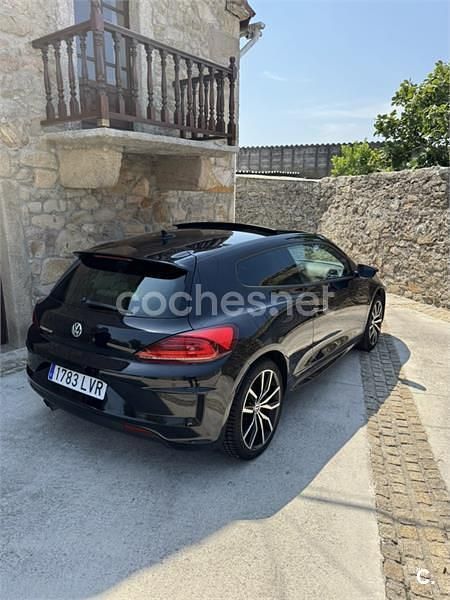 Negro Usado 2014 VW Scirocco R-line Coupe | 17.500 € (Un poco caro) - Imagen 1/4