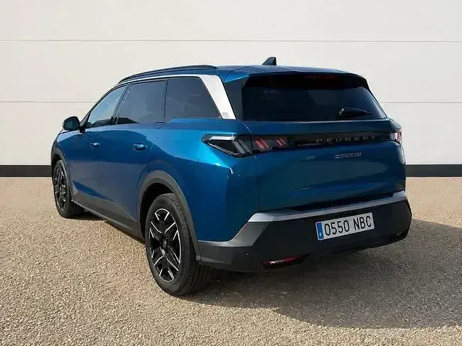 Usado Peugeot 5008 Allure 145 CV (106 kW) 2025 Azul SUV
