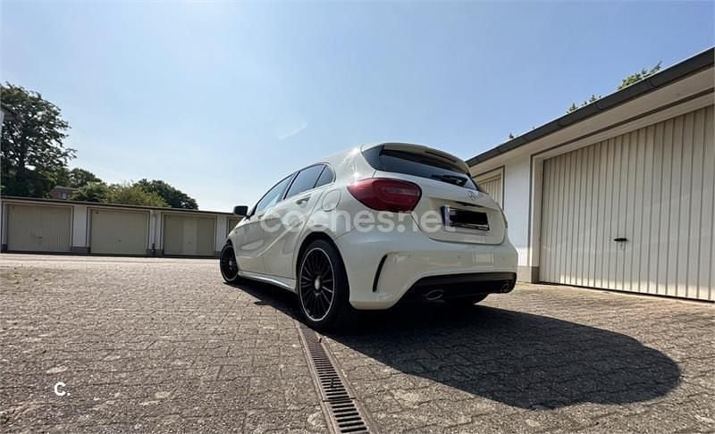 Usado Mercedes A250 218 CV (160 kW) 2015 Blanco Berlina