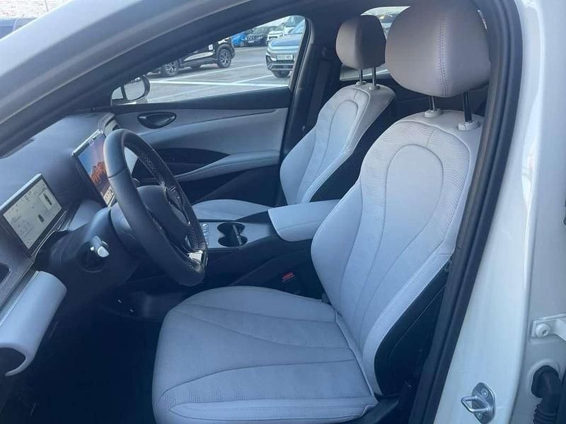 Nuevo BYD Seal Comfort 212 CV (155 kW) 2025 Blanco Berlina