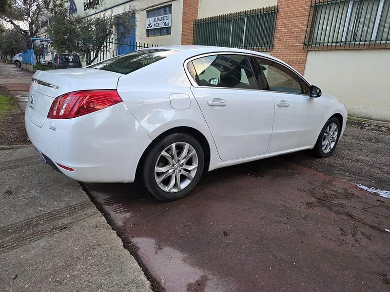 Usado Peugeot 508 SW Allure 163 CV (119 kW) 2012 Blanco Familiar