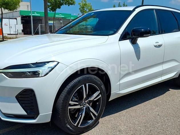 Usado Volvo XC60 Momentum 197 CV (144 kW) 2021 Blanco SUV
