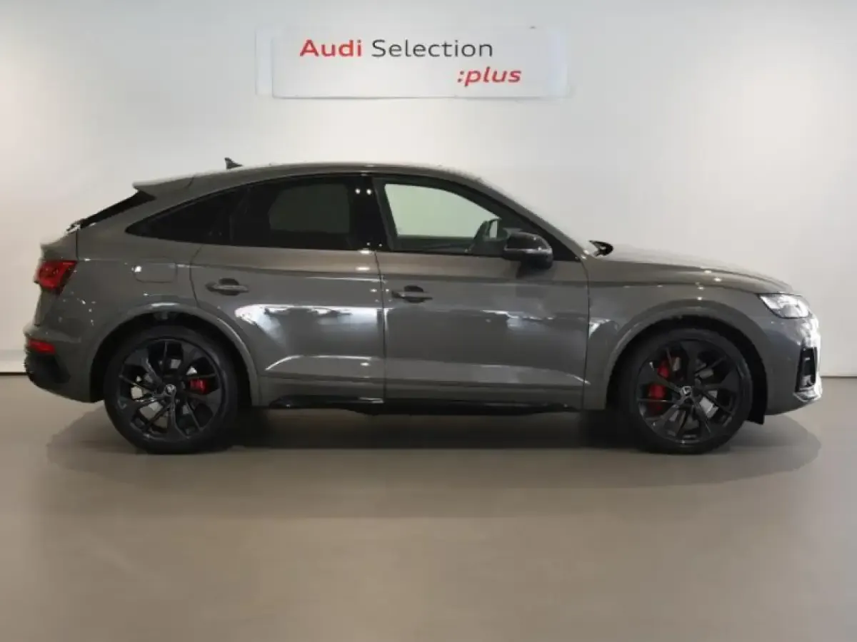 Usado Audi Q5 Sportback 341 CV (250 kW) 2024 Gris/plata SUV