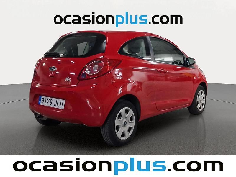 Usado Ford Ka Trend+ 69 CV (50 kW) 2016 Rojo Utilitario
