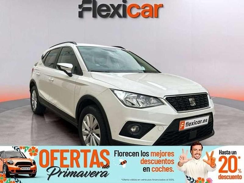 Usado Seat Arona Ecomotive 95 CV (69 kW) 2020 Blanco SUV
