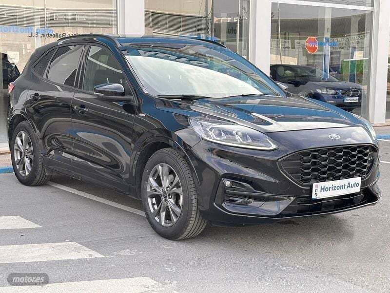 Negro Usado 2022 Ford Kuga ST-Line SUV | 26.970 € - Imagen 1/4