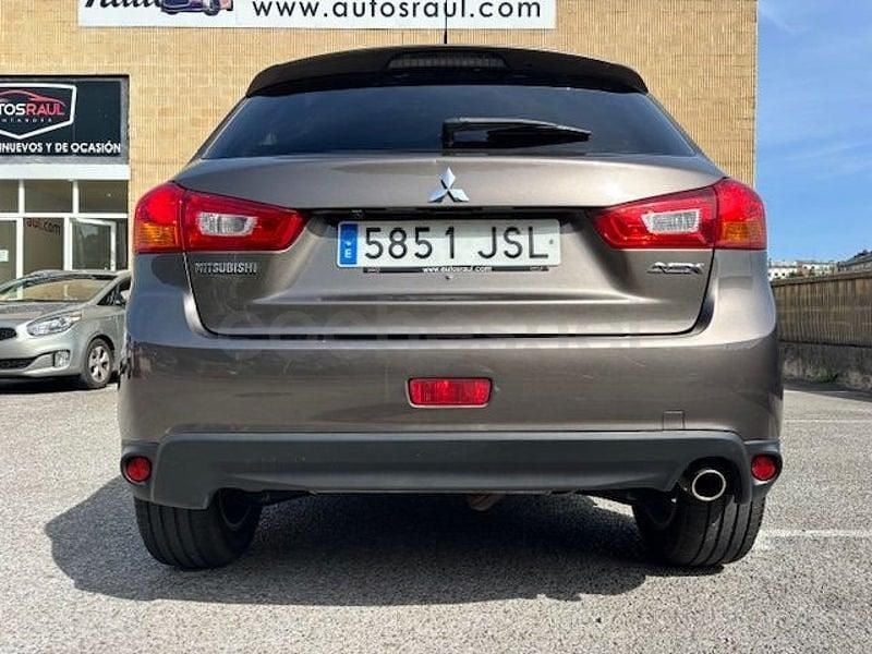 Usado Mitsubishi ASX Motion 117 CV (86 kW) 2016 Marrón SUV