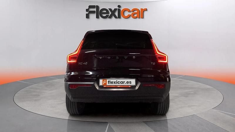 Usado Volvo XC40 Momentum 129 CV (94 kW) 2021 Negro SUV