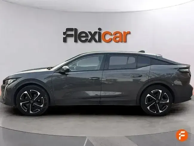 Usado Peugeot 408 Allure 131 CV (96 kW) 2023 Gris SUV