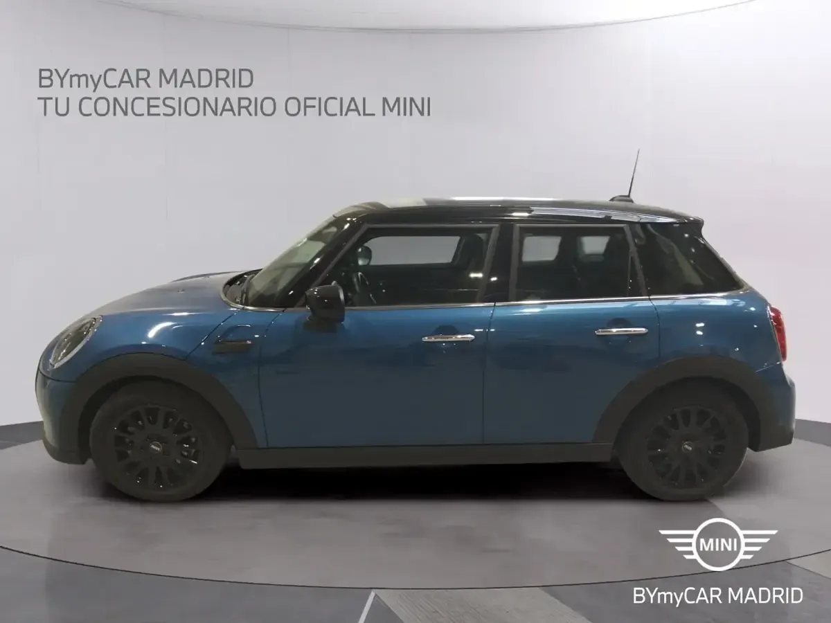 Usado Mini Cooper 136 CV (100 kW) 2024 Azul Utilitario