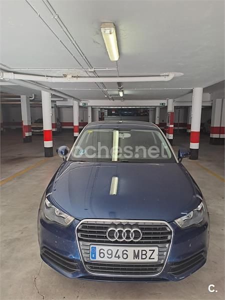 Usado Audi A1 Attraction 86 CV (63 kW) 2011 Azul Berlina