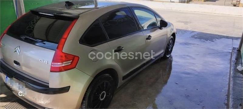Usado Citroën C4 90 CV (66 kW) 2010 Beige Berlina