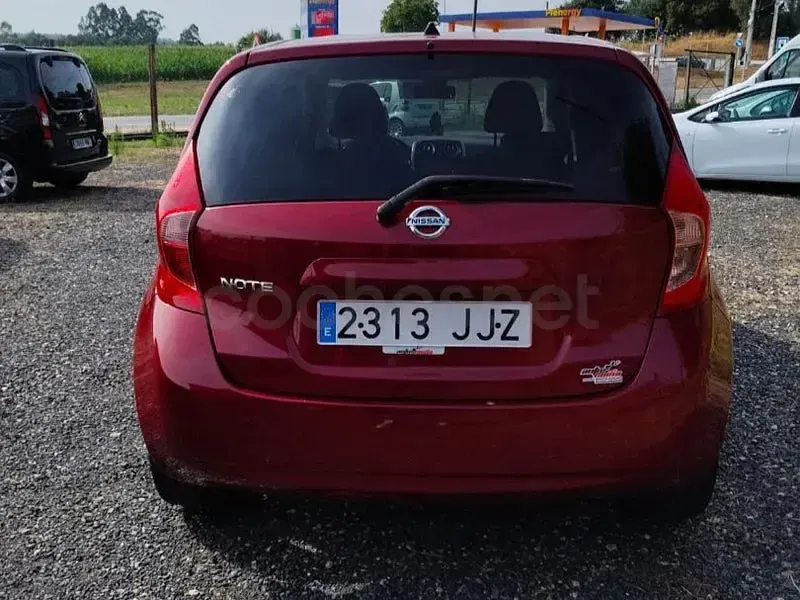 Usado Nissan Note Tekna 98 CV (72 kW) 2016 Granate Utilitario