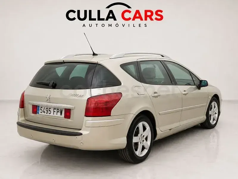 Usado Peugeot 407 Premium 136 CV (100 kW) 2007 Gris / plata Familiar