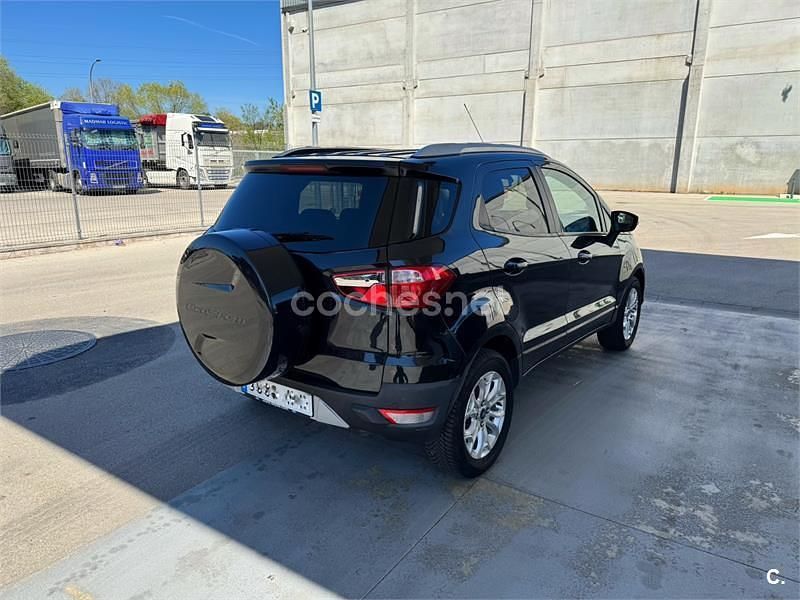 Usado Ford Ecosport Titanium 140 CV (102 kW) 2016 Gris / plata SUV