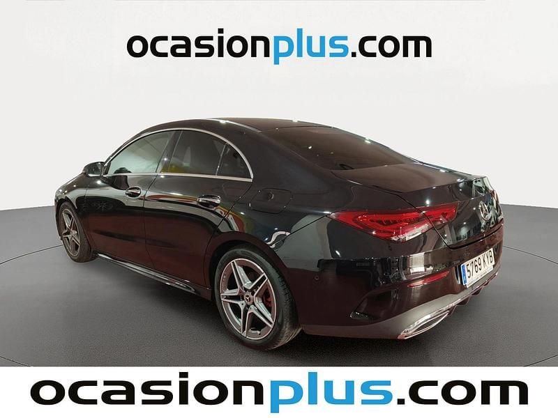 Usado Mercedes CLA200 163 CV (119 kW) 2019 Negro Utilitario