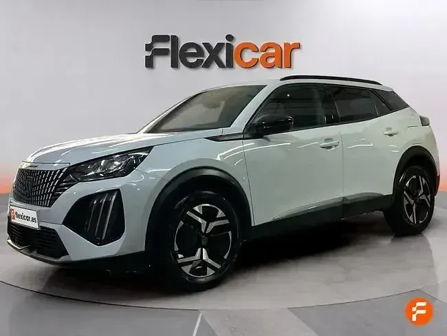 Usado Peugeot 2008 Allure 100 CV (73 kW) 2024 Blanco SUV