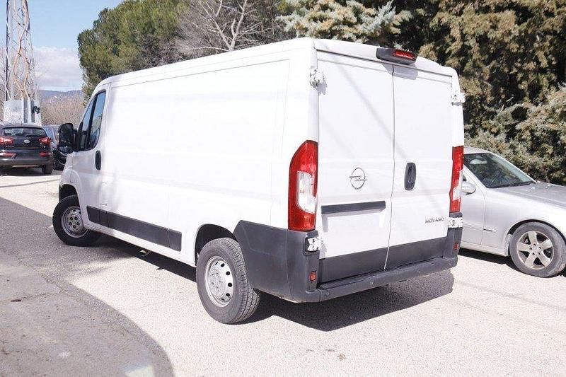 Usado Opel Movano 140 CV (102 kW) 2024 Blanco Van