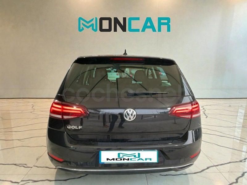 Usado VW Golf VII Advance 150 CV (110 kW) 2018 Negro Berlina