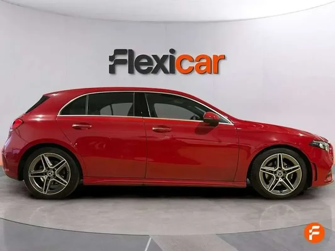 Usado Mercedes A200 156 CV (114 kW) 2018 Rojo Utilitario