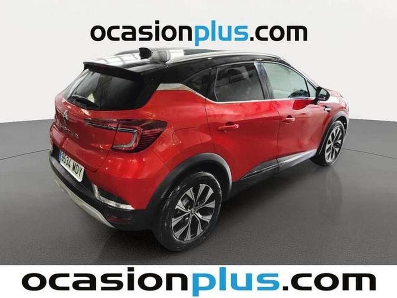 Usado Renault Captur Techno 140 CV (102 kW) 2023 Rojo SUV