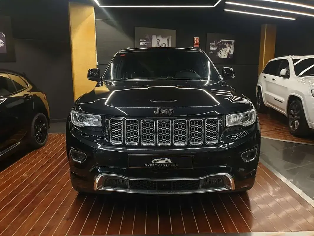 Usado Jeep Grand Cherokee Overland 250 CV (183 kW) 2016 Negro SUV