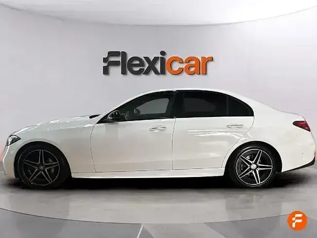 Usado Mercedes C220 200 CV (147 kW) 2022 Blanco Berlina