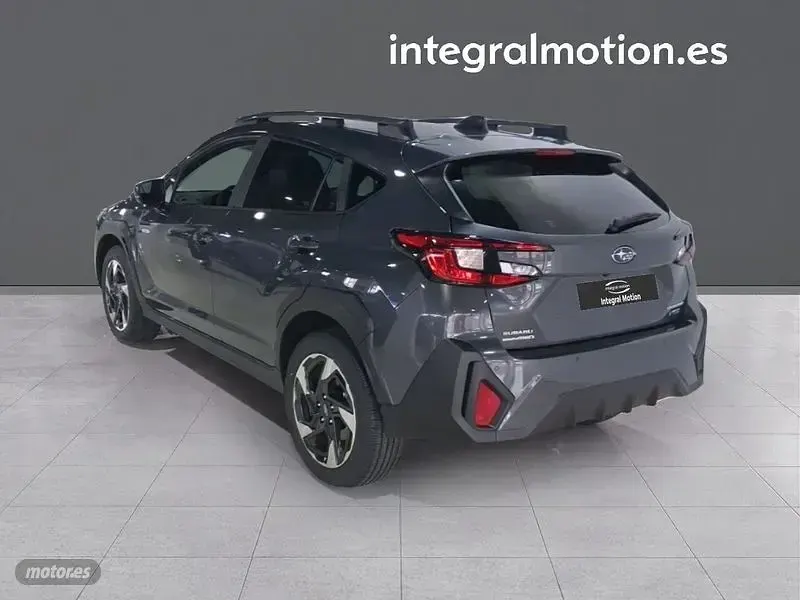 Usado Subaru Crosstrek 136 CV (100 kW) 2025 Gris SUV