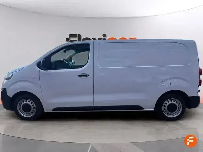 Usado Opel Vivaro-e Combi 102 CV (75 kW) 2023 Blanco Monovolumen