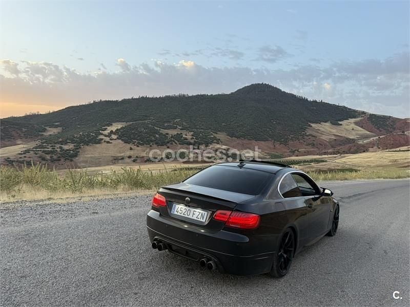 Negro Usado 2007 BMW 335 Coupe | 13.900 € (Un poco caro) - Imagen 1/3
