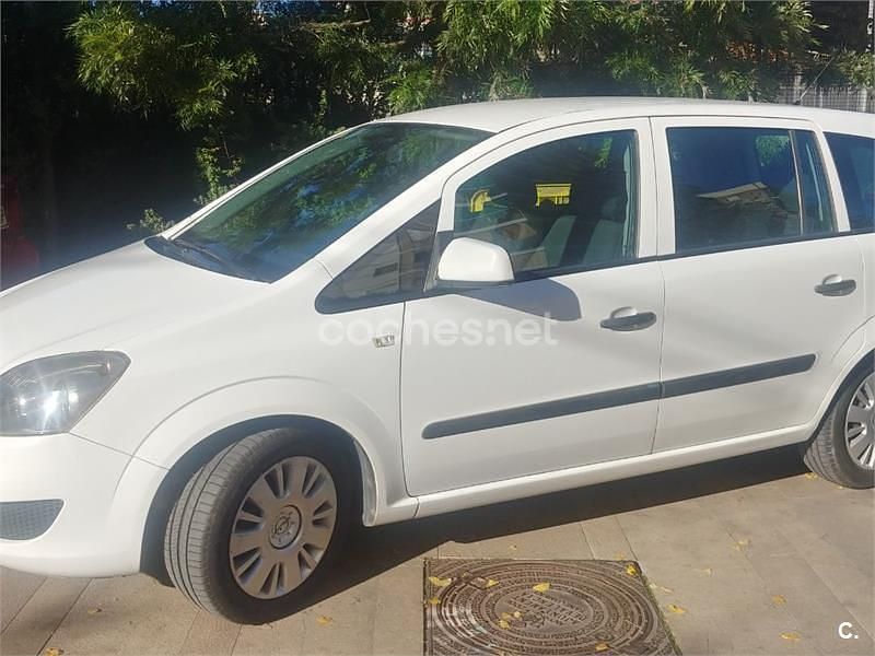 Blanco Usado 2010 Opel Zafira Energy Monovolumen | 4850 € (Caro) - Imagen 1/4