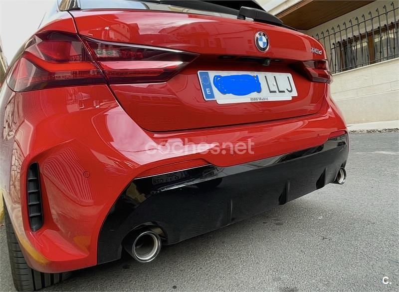 Usado BMW 118 Executive 150 CV (110 kW) 2020 Rojo Utilitario