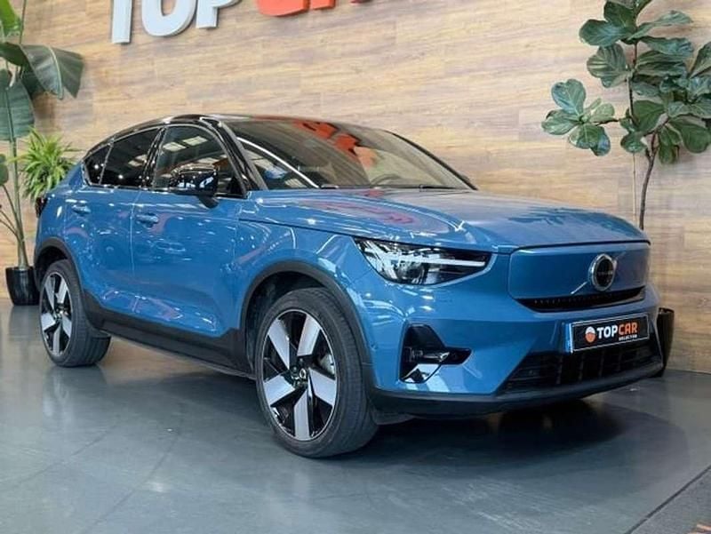 Käytetty Volvo C40 294 kW (400 HP) 2022 Sininen Katumaasturi