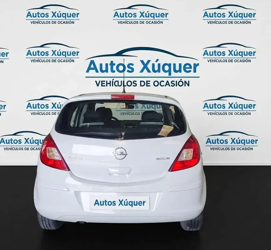 Usado Opel Corsa Selective 75 CV (55 kW) 2013 Blanco Utilitario