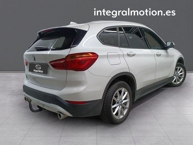 Usado BMW X1 149 CV (109 kW) 2021 Blanco SUV