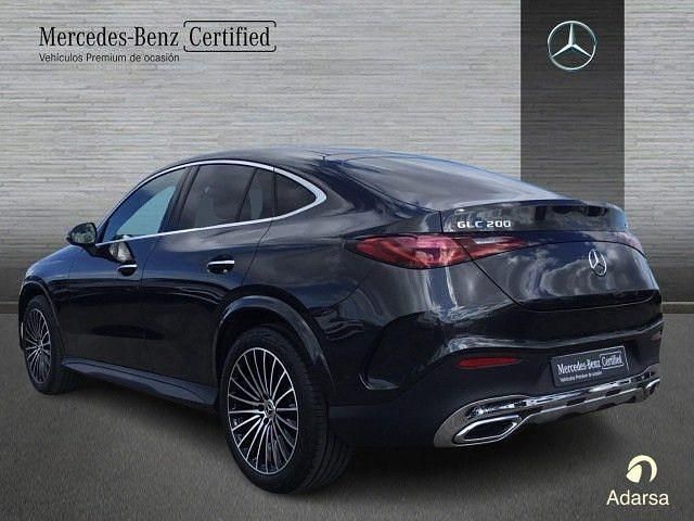 Usado Mercedes GLC200 AMG line 204 CV (150 kW) 2025 Gris grafito SUV