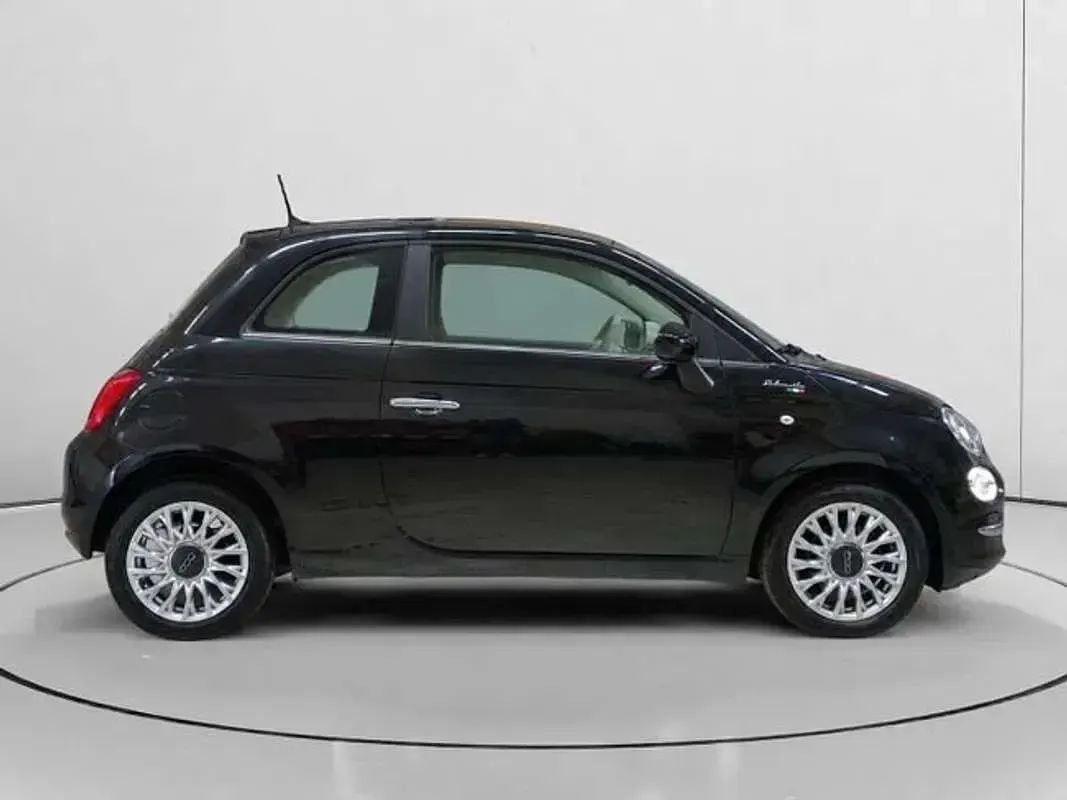Usado Fiat 500 Dolcevita 71 CV (52 kW) 2023 Negro Utilitario