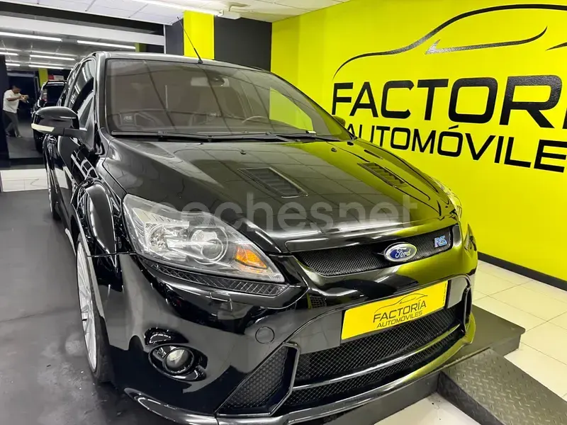 Usado Ford Focus RS 305 CV (224 kW) 2010 Negro Berlina