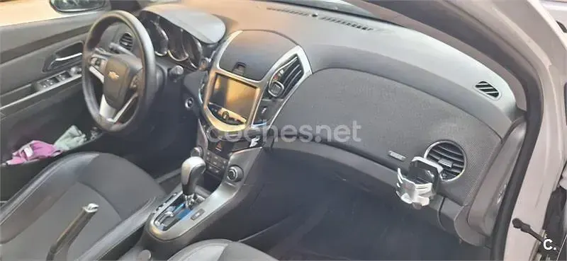 Usado Chevrolet Cruze LTZ 163 CV (119 kW) 2013 Blanco Familiar