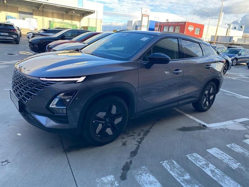 Gris Usado 2025 Omoda 5 SUV | 23.890 € (Precio justo) - Imagen 1/4