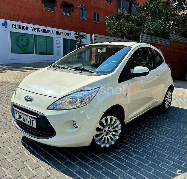Gris / plata Usado 2010 Ford Ka Titanium Utilitario | 3650 € (Super precio) - Imagen 1/4