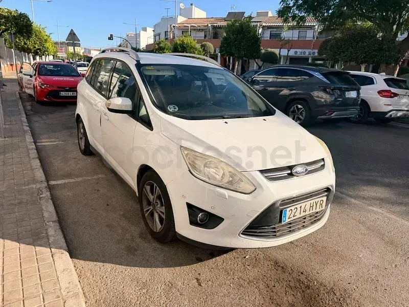 Usado Ford C-MAX Titanium 115 CV (84 kW) 2015 Blanco Monovolumen