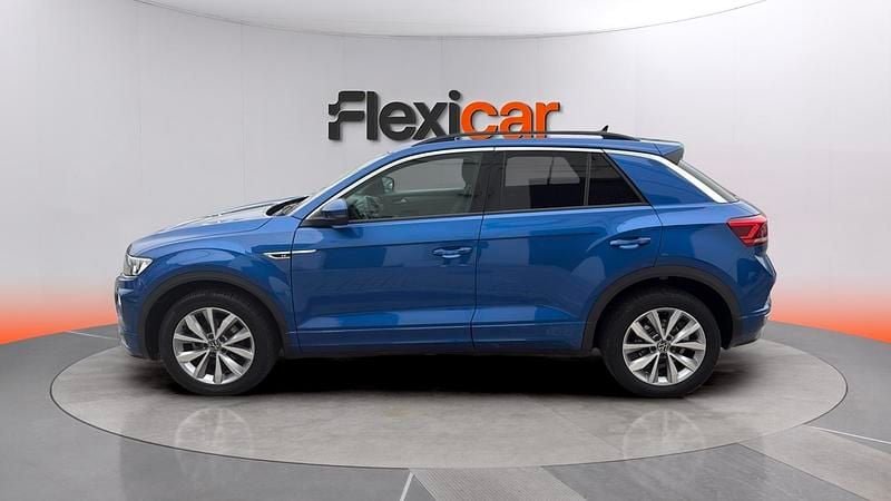 Usado VW T-Roc Advance 116 CV (85 kW) 2022 Azul SUV