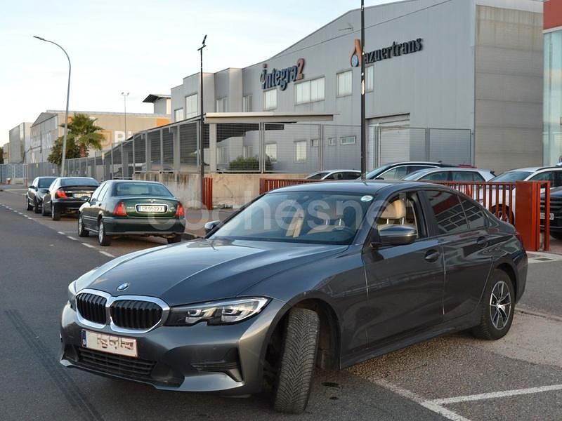 Usado BMW 318 150 CV (110 kW) 2021 Gris / plata Berlina