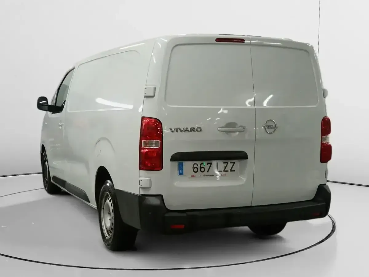 Usado Opel Vivaro-e Combi S 102 CV (75 kW) 2022 Blanco Monovolumen