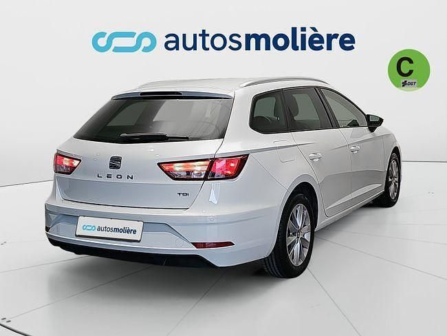 Usado Seat Leon Style Plus 115 CV (84 kW) 2017 Blanco Utilitario