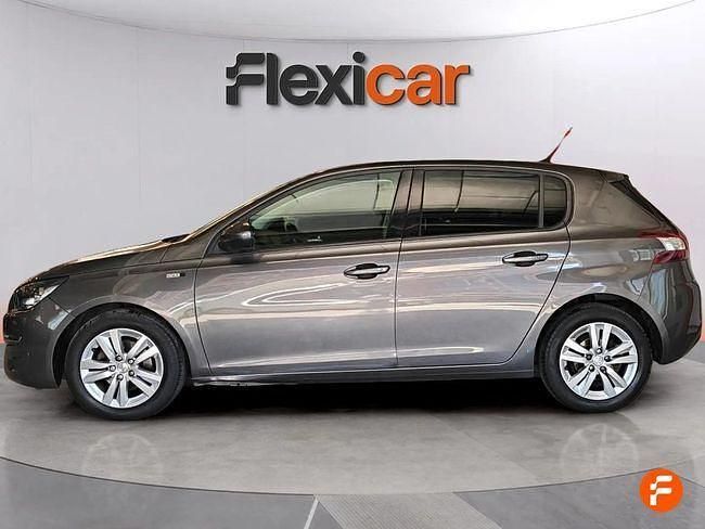 Usado Peugeot 308 Style 120 CV (88 kW) 2017 Gris / plata Berlina